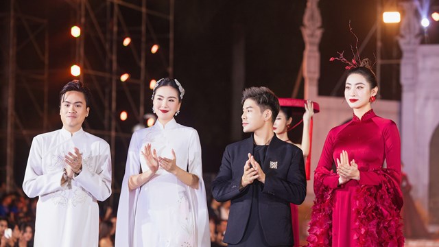 NTK Dũng Nguyễn ra mắt bộ sưu tập áo dài “Hừng Đông”