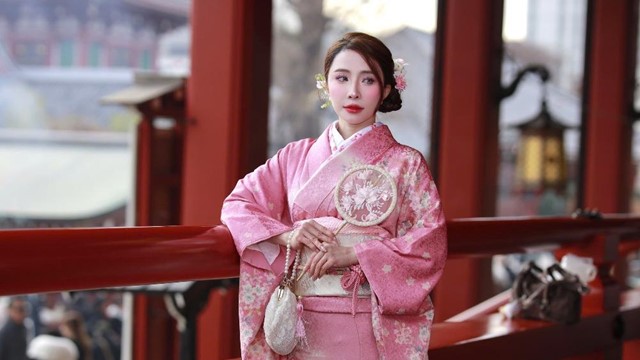 Quỳnh Nga đi diễn và tranh thủ “xả hơi” tại Nhật sau những ngày “bị quăng như bao cát” ở Bước nhảy hoàn vũ