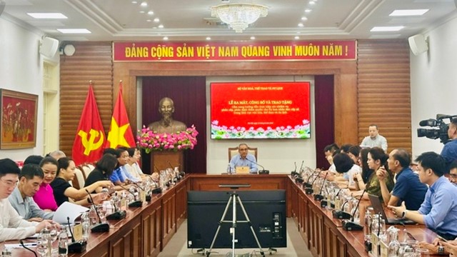 Cẩm nang thực hiện các nhiệm vụ phân cấp, phân định thẩm quyền cho UBND cấp xã trong lĩnh vực văn hóa, thể thao, du lịch