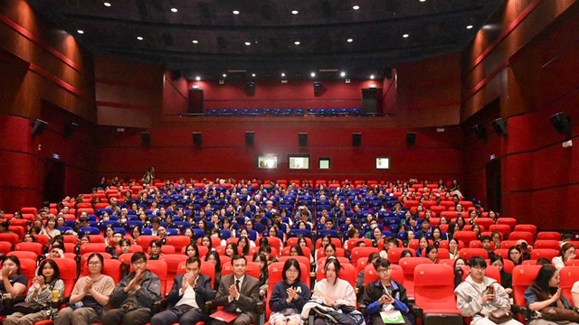 Phim “Mùi cỏ cháy” khai mạc tuần phim chào mừng LHP Việt Nam lần thứ XXIV 