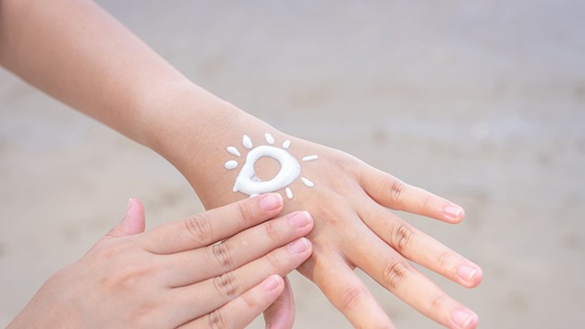 Hồi phục làn da rám nắng mùa hè