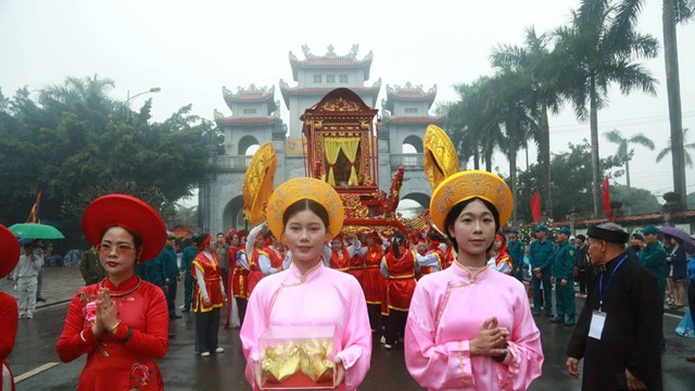 Khai hội Đền Hai Bà Trưng xuân Bính Ngọ 2026: Rạng rỡ hào khí Mê Linh - mảnh đất quê hương anh hùng