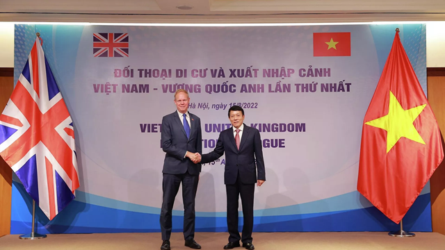 Việt Nam và Anh đối thoại về chống buôn người