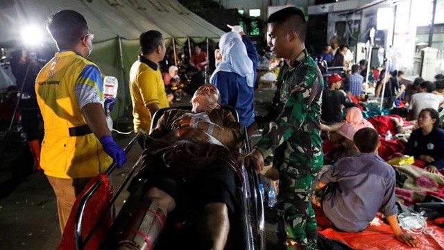 Indonesia chạy đua tìm kiếm nạn nhân động đất