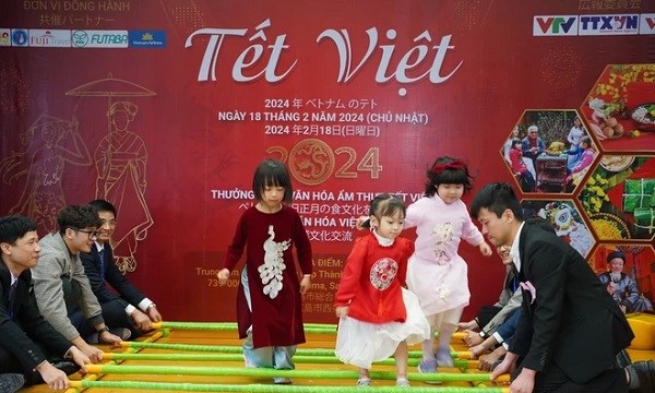 Lễ hội giao lưu Tết Việt tại thành phố của Nhật Bản
