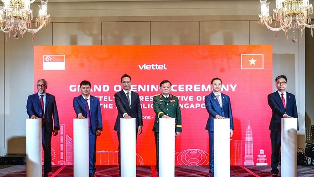 Viettel khai trương Văn phòng đại diện tại Singapore
