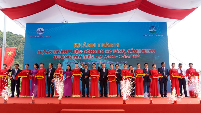 Khánh thành tuyến đường bao biển đẹp nhất Việt Nam