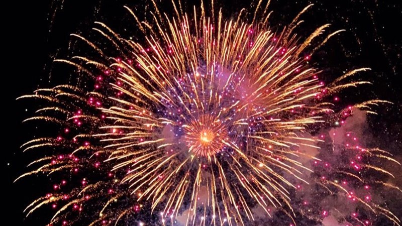 Rực rỡ màn pháo hoa chào mừng Quốc khánh 2/9
