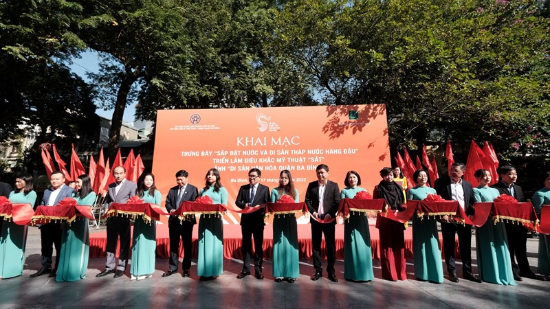 Trưng bày “Sắp đặt nước và Di sản Tháp nước Hàng Đậu“