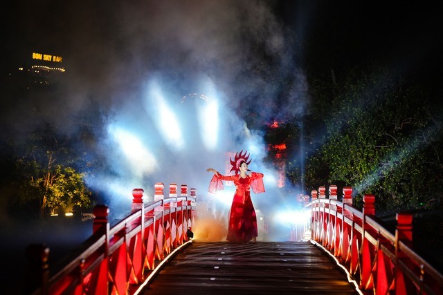 “Ngọc Sơn đêm huyền bí” - Chương trình trải nghiệm đặc biệt