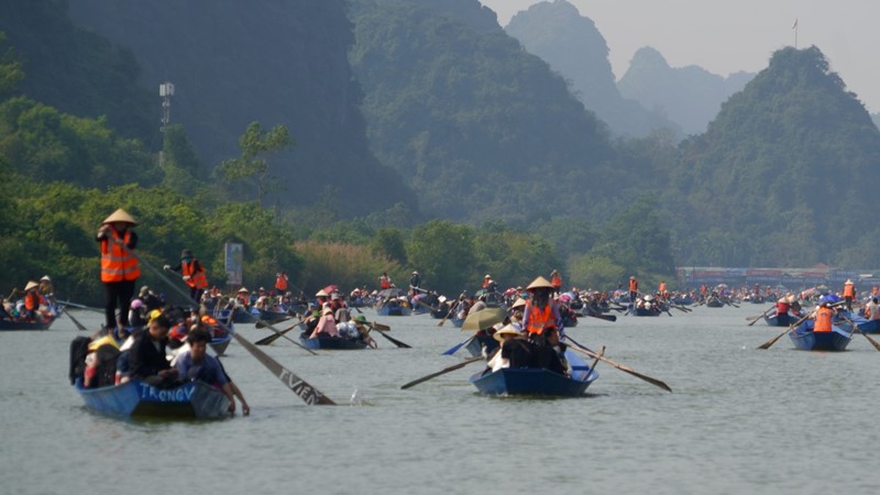 Đổi mới việc vận chuyển du khách tại Lễ hội chùa Hương 2024