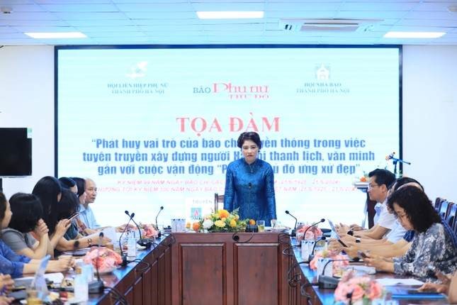 Phát huy vai trò của báo chí truyền thông trong xây dựng người Hà Nội thanh lịch, văn minh 