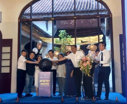 Ra mắt ứng dụng Ấm thực Hoàn Kiếm
