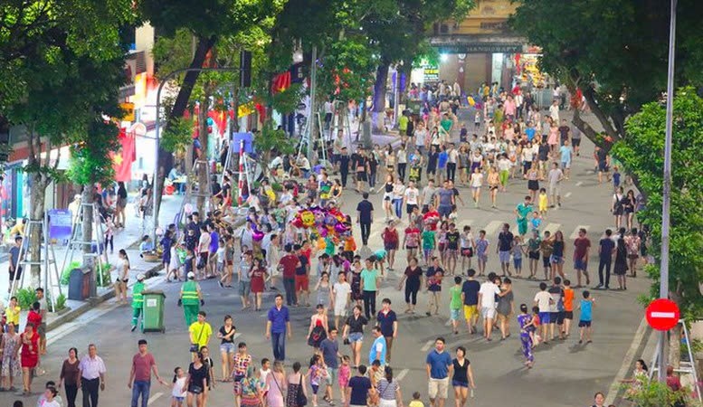 Kéo dài hoạt động phố đi bộ trên địa bàn quận Hoàn Kiếm dịp Quốc khánh