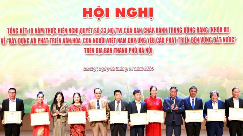 Hà Nội tiêu biểu cho cả nước trong phát triển văn hóa