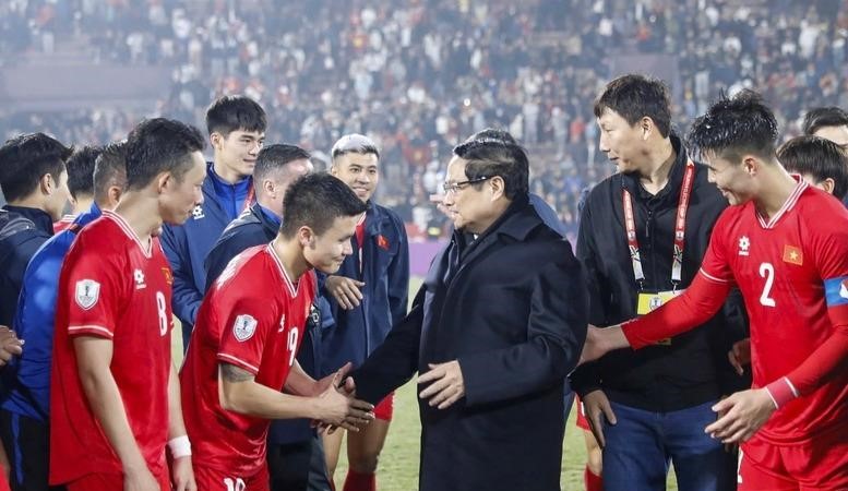 Thủ tướng chúc mừng đội tuyển Việt Nam và gửi lời thăm hỏi Nguyễn Xuân Son