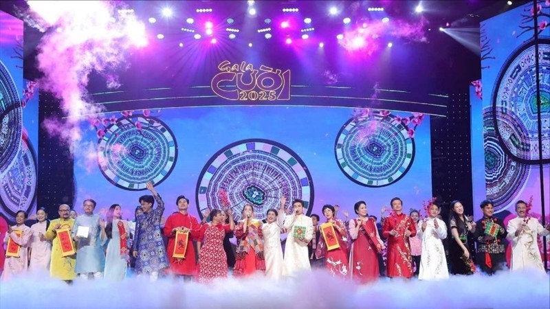 Dàn nghệ sỹ nổi tiếng quy tụ tại chương trình “Gala cười 2025“