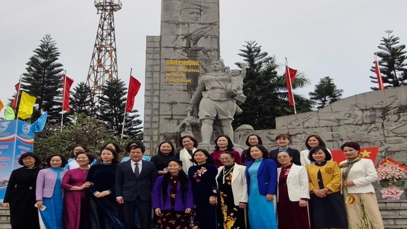 Phong trào "Ba đảm đang" - Giáo dục cho thế hệ trẻ về truyền thống tốt đẹp của phụ nữ Việt Nam 