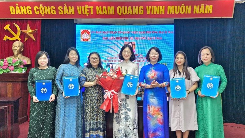 Công bố thành lập Hội LHPN phường Bạch Mai 