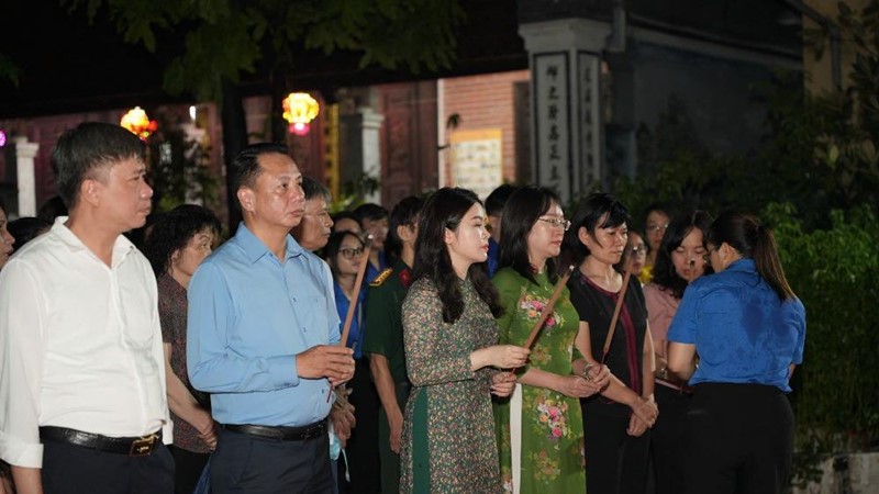 Phường Hai Bà Trưng tổ chức Lễ dâng hương tri ân nhân kỷ niệm ngày Thương binh liệt sĩ 