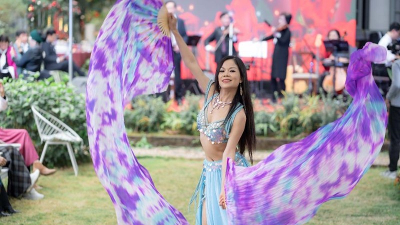 Vũ công Tân Lê đam mê bộ môn nghệ thuật Múa bụng Trung Đông