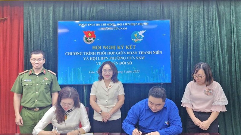  Đoàn Thanh niên và Hội LHPN phường Cửa Nam ký kết chương trình phối hợp về chuyển đổi số 