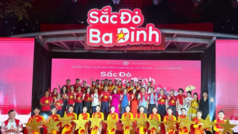 “Sắc đỏ Ba Đình” quảng bá văn hoá, lịch sử Hà Nội