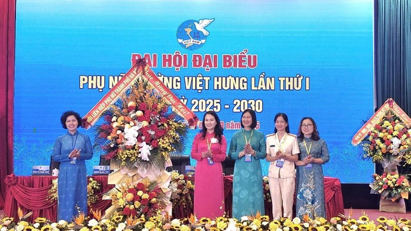 Đồng chí Ngô Kim Liên được cử giữ chức Chủ tịch Hội LHPN phường Việt Hưng 