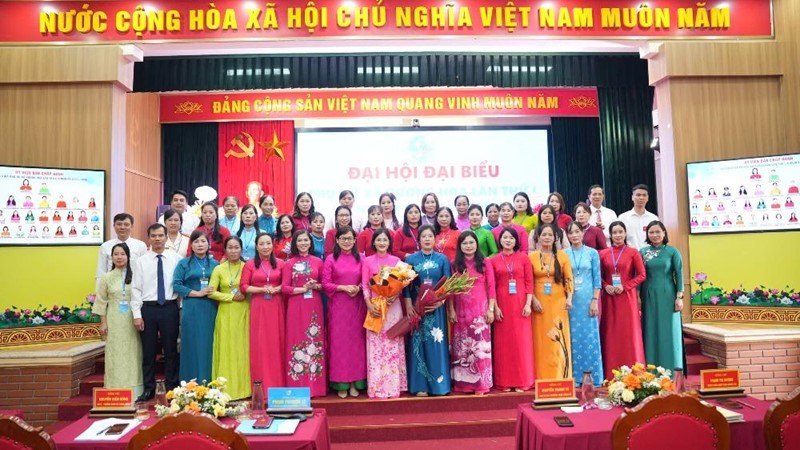  Tổ chức thành công Đại hội đại biểu Phụ nữ xã Dương  Hoà lần thứ I