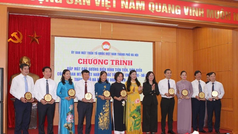 Ủy ban MTTQ Việt Nam Hà Nội gặp mặt, biểu dương, tôn vinh 80 gương điển hình tiên tiến, tiêu biểu 
