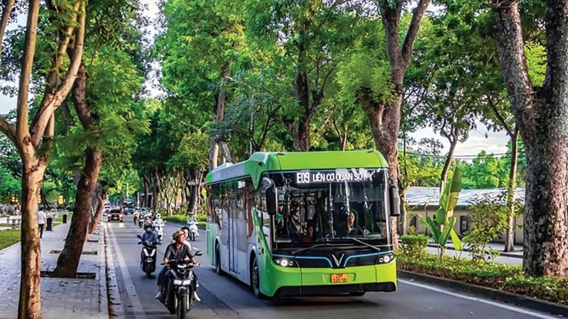 Tăng cường xe buýt phục vụ Hội chợ mùa Thu 2025