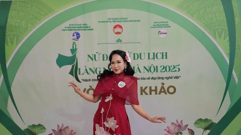 Cô gái với niềm tự hào về làng nghề Ngũ Xã