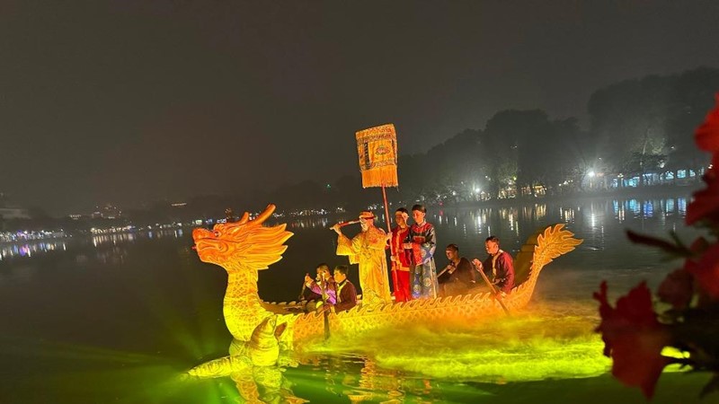 Bài 2: Đưa văn hoá nâng tầm du lịch Thủ đô