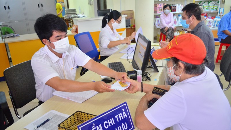 Người dân sẽ nhận lương hưu mới từ ngày 14/8