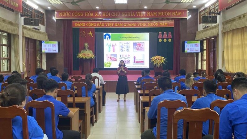 Tư vấn khám sức khỏe tiền hôn nhân cho thanh niên