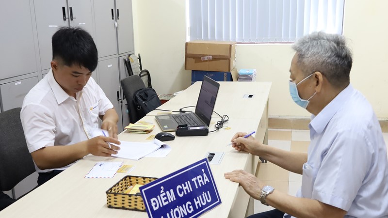 Người hưởng tự lựa chọn hình thức nhận lương hưu, trợ cấp