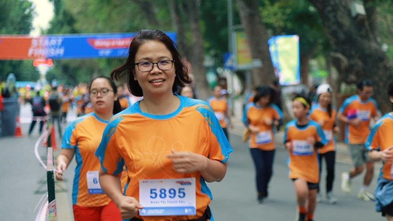 Hơn 2.000 người tham gia giải chạy vì bình đẳng giới