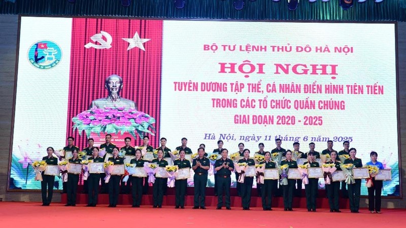 Bộ Tư lệnh Thủ đô tuyên dương 30 điển hình tiên tiến