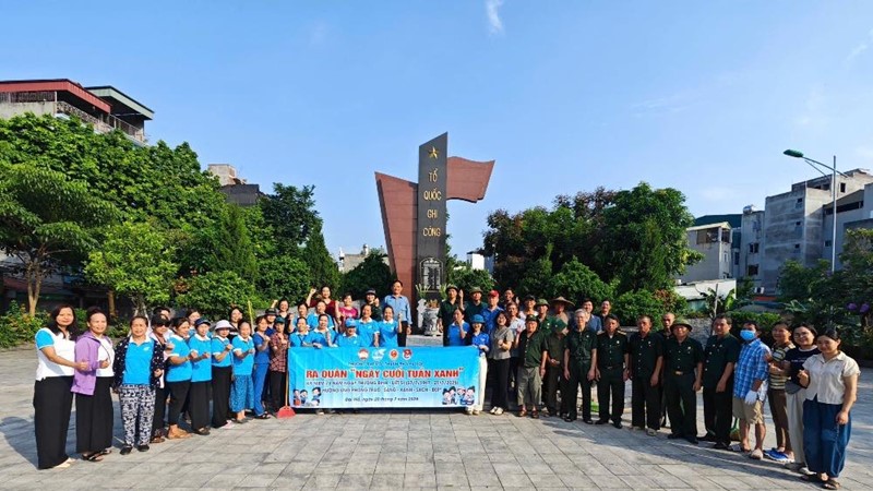 Mặt trận Tổ quốc phường Đại Mỗ ra quân hưởng ứng Ngày cuối tuần xanh