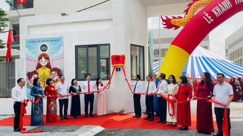 Phường Cầu Giấy gắn biển công trình chào mừng Quốc khánh 2/9
