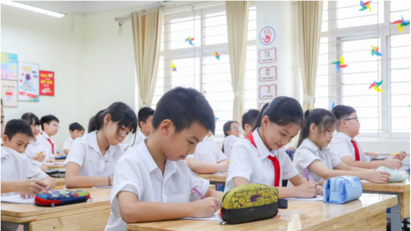 Hà Nội cho học sinh nghỉ học thứ Hai 