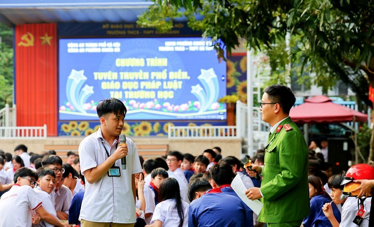 Đổi mới tuyên truyền pháp luật cho học sinh