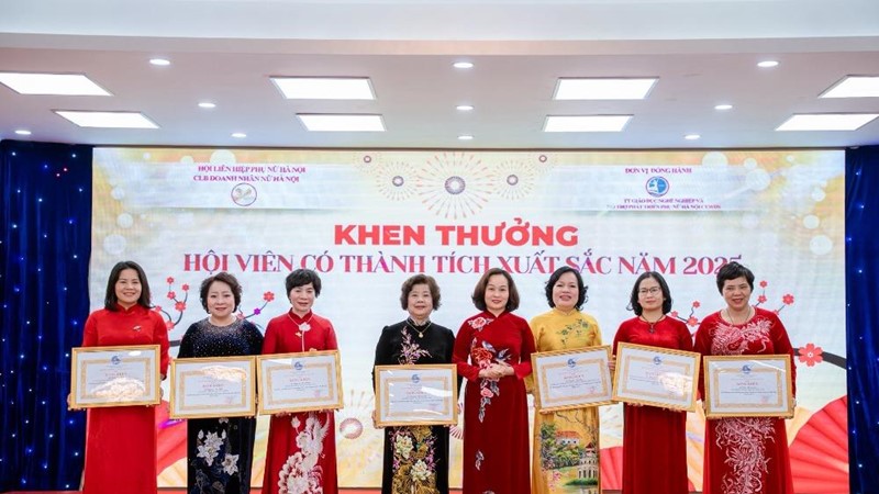 Doanh nhân nữ Thủ đô: Tài hoa và nhân ái