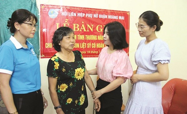 Tiếp tục phát huy phẩm chất tốt đẹp của người phụ nữ Việt Nam