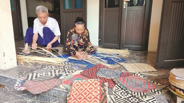 Nghề đan cót nan ở Nghĩa Hương