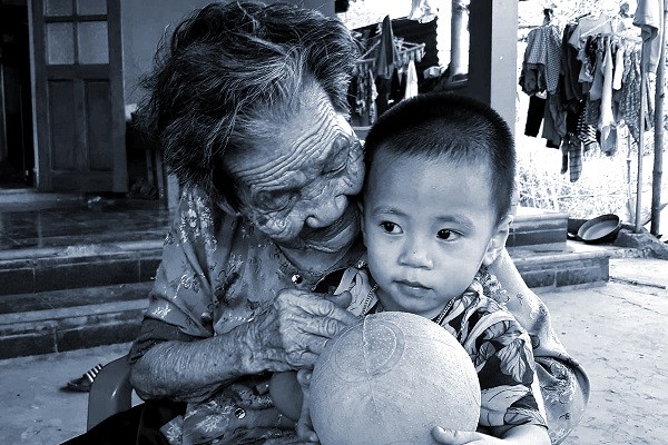 Những “người bà Nhân dân”