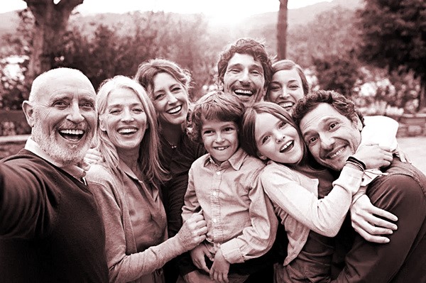 Những người trẻ lo việc của họ