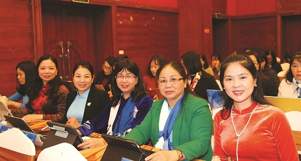 Giải thưởng Nguyễn Thị Định dành cho cán bộ Hội tiêu biểu xuất sắc