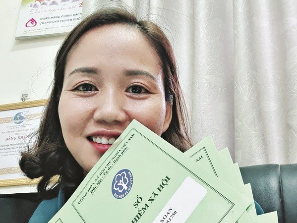 Người phụ nữ “mê” tuyên truyền bảo hiểm