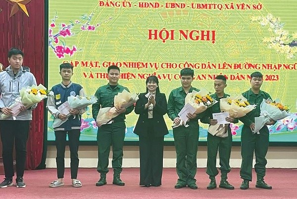 Các cấp Hội Phụ nữ Hà Nội làm tốt công tác hậu phương quân đội
